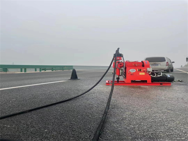 惠民马路路基路面开裂下沉注浆加固灌浆