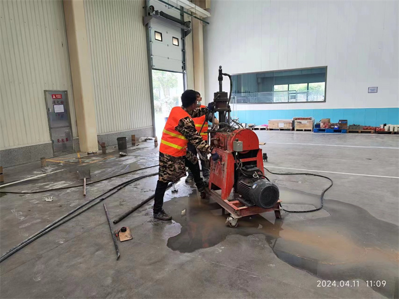 惠民厂房地面下沉塌陷注浆加固施工